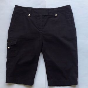 Black women’s multi pocket Shorts , 50% Linen and 45% Cotton by CYC.Streetwear.